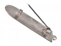 Zungenförmige Fibel im Borrestil Bild 3