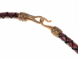 Collier "Fossi" mit Amulet im Broastil Bild 5