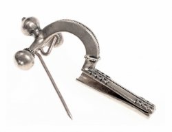 Römische Zwiebelknopffibel Bild 4