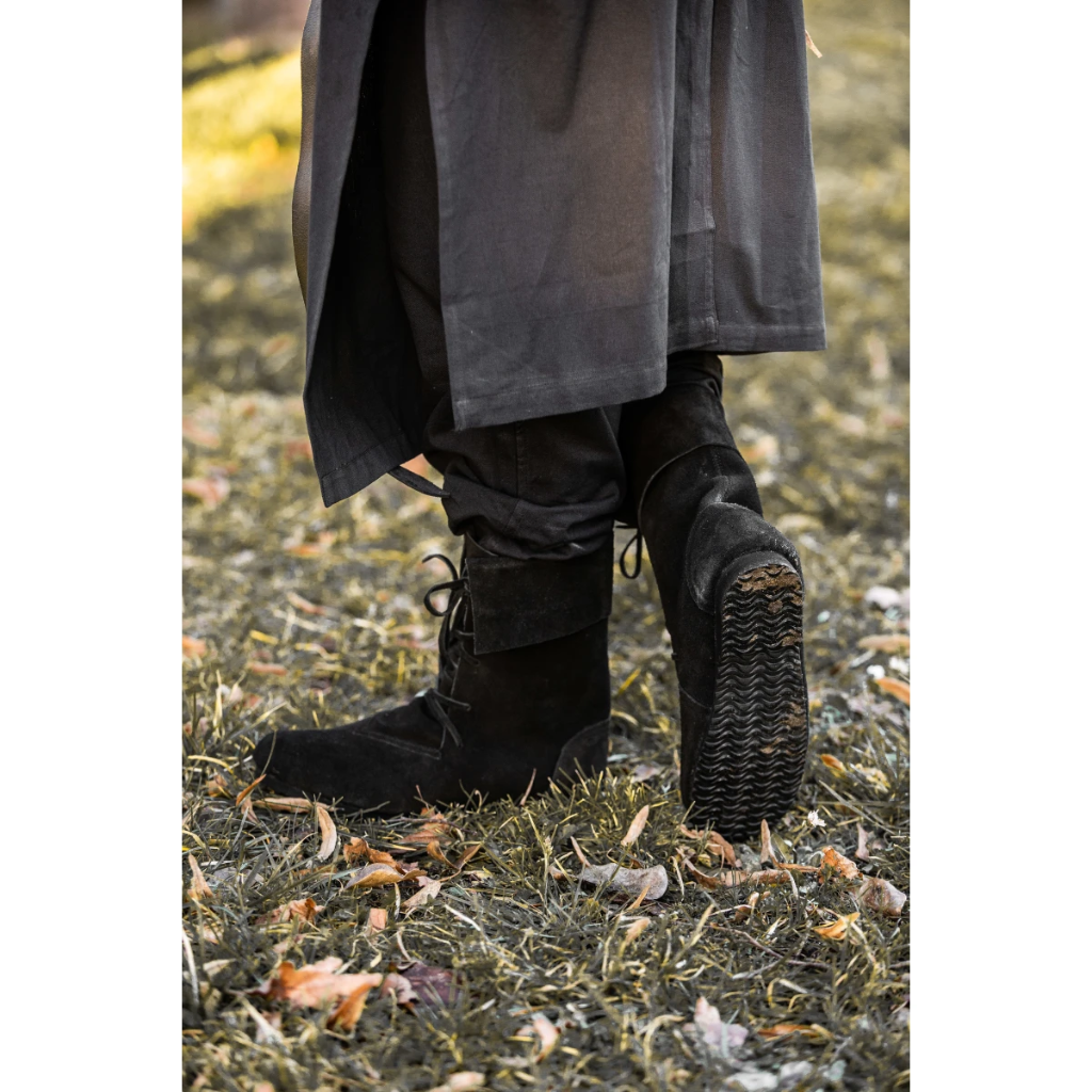 Mittelalterstiefel mit Schnürung und Stulpe Veloursleder schwarz - Mittelalterliches Schuhwerk