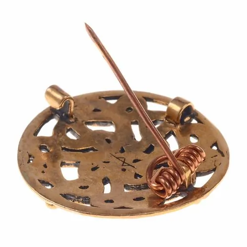 Scheibenfibel  im Borrestil Bronze