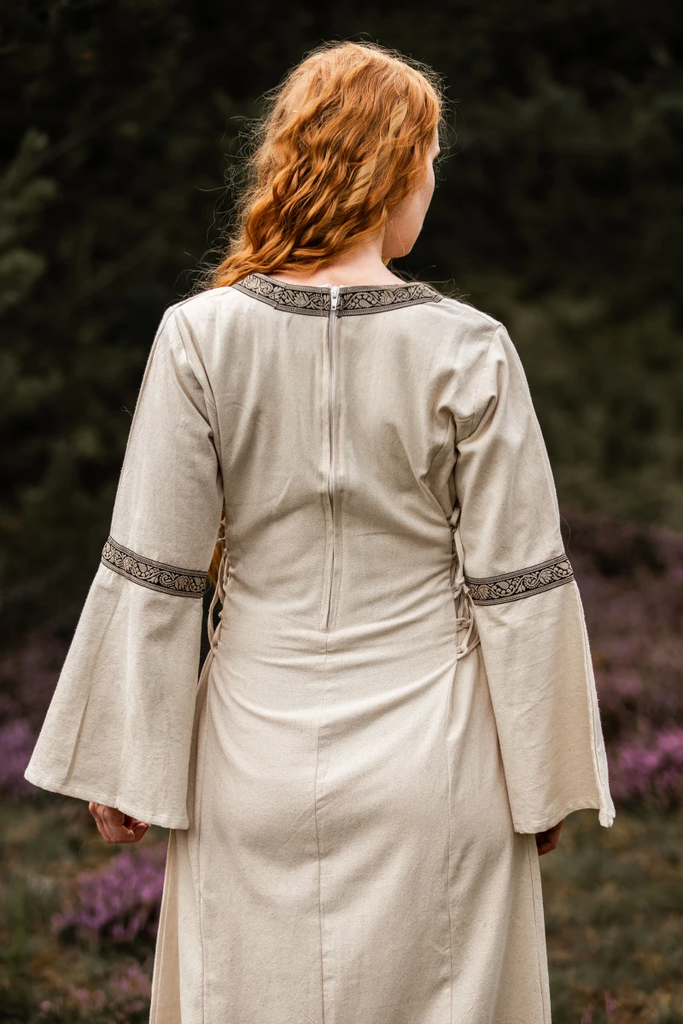 mittelalter-baumwollkleid-angie-natur~16.webp