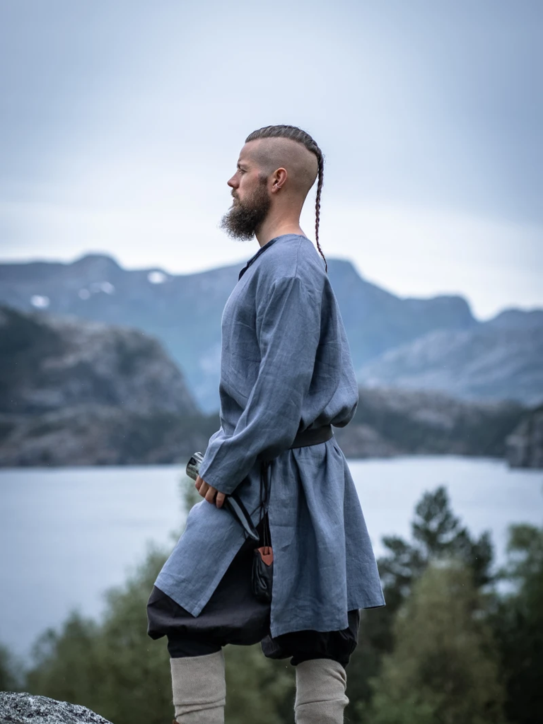 wikinger-leinentunika-halvar-blaugrau~2.webp