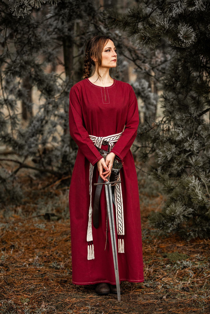 1741097888_wikinger-unterkleid-helga-rot~4.webp