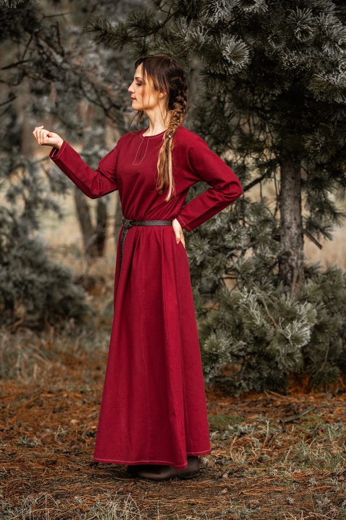 1741097893_wikinger-unterkleid-helga-rot~6.webp
