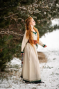 1741168728_wikingerkleid-lagertha-natur-gruen_7~15.webp