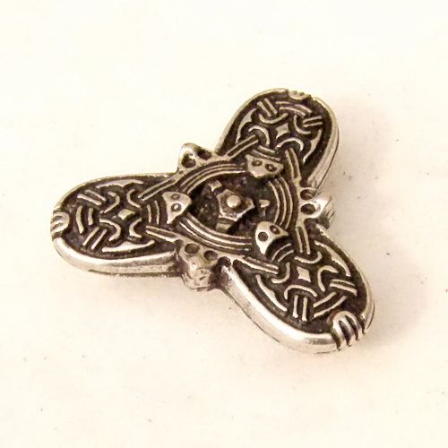 Wikinger-Riemenverteiler „Kleeblatt“ im Borrestil – Replik nach einem Fund aus Smolensk