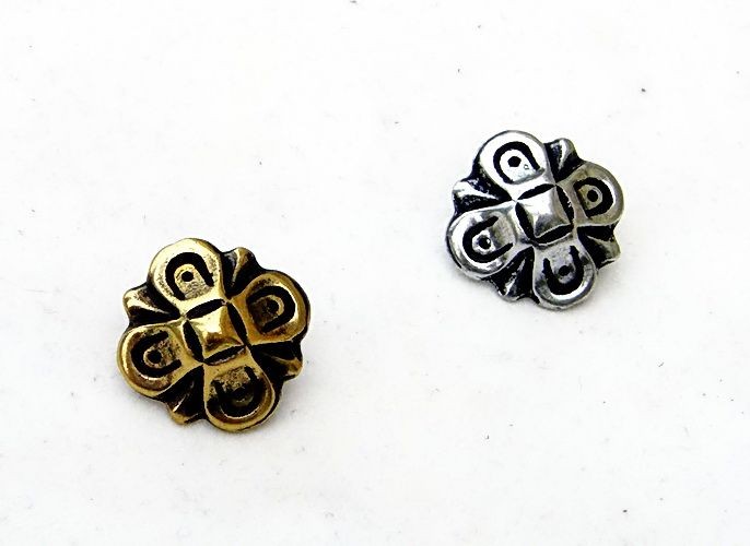 [WK-5390-2015-001] Renaissance-Zierniete „Oktogon“ (XS) – Achteckiger Beschlag im Stil des 16. Jahrhunderts (bronze)