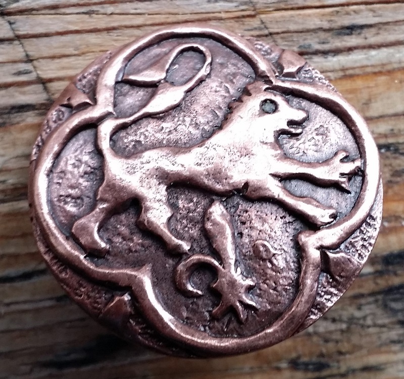 Magyarisches Untier kupferfarben – Tarsoly-Beschlag mit mittelalterlichem Tiermotiv aus ZAMAK