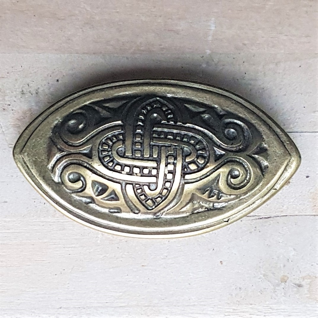 leichte Merowinger Gewand-Brosche,messingfarben