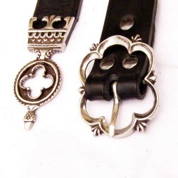 [10 MA 3:B Z.gr.s.fa.br.me.si] Mittelalterlicher Gürtel in 3 cm + Ende (S, braun, silber)