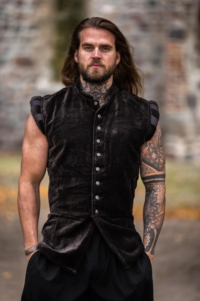 Edler Samt-Wams "Pierre" in Braun (S)